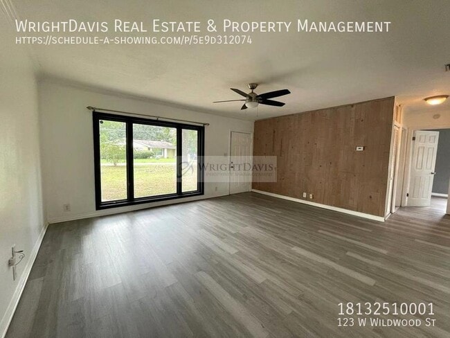Photo - 123 Wildwood St