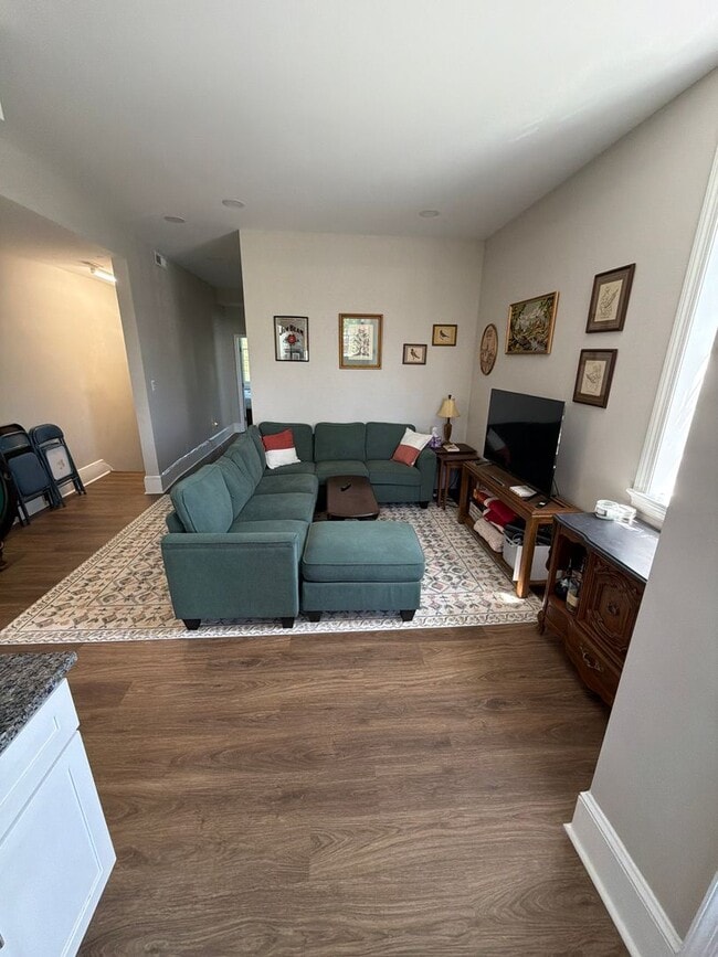 Photo - 1203 W Main St