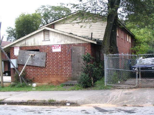 Photo - 400 Rawson St