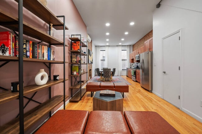 Photo - 283 Pleasant Ave Unit ID1265794P