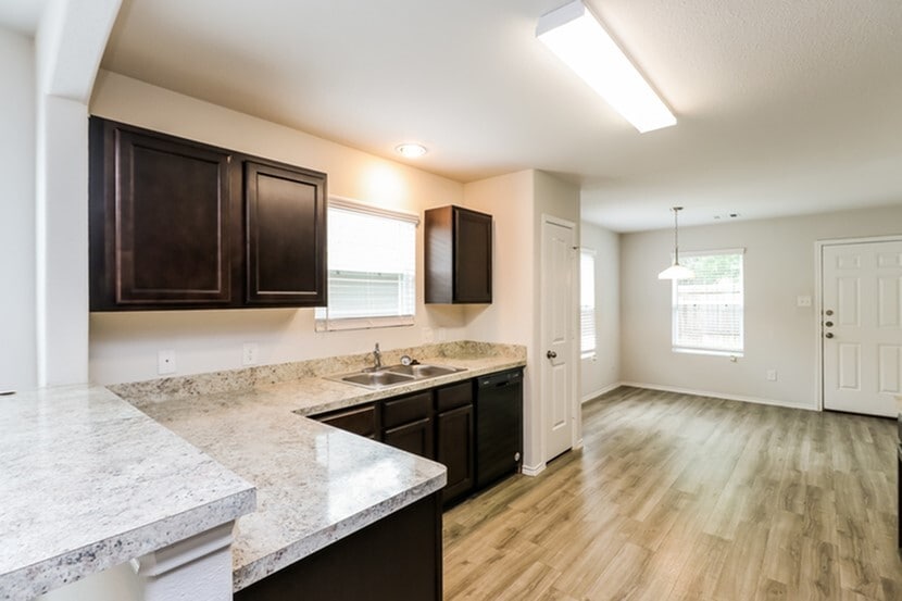 Photo - 2744 Madison Ct