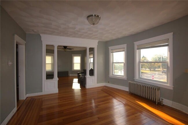 Building Photo - 336 Prospect St Rental