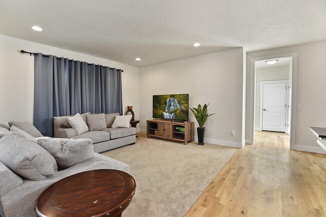 Photo - 18199 Trautman Avenue