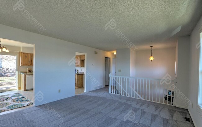 Photo - Single Family Home in Rifle for Rent