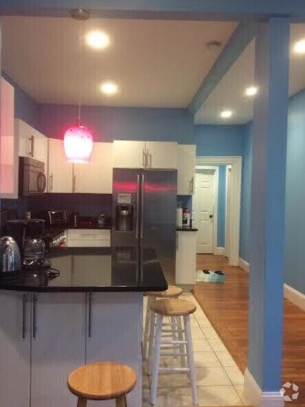 Building Photo - 39 Springfield St Unit 1 Rental