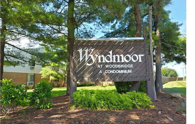 Photo - 325 Cricket Ln