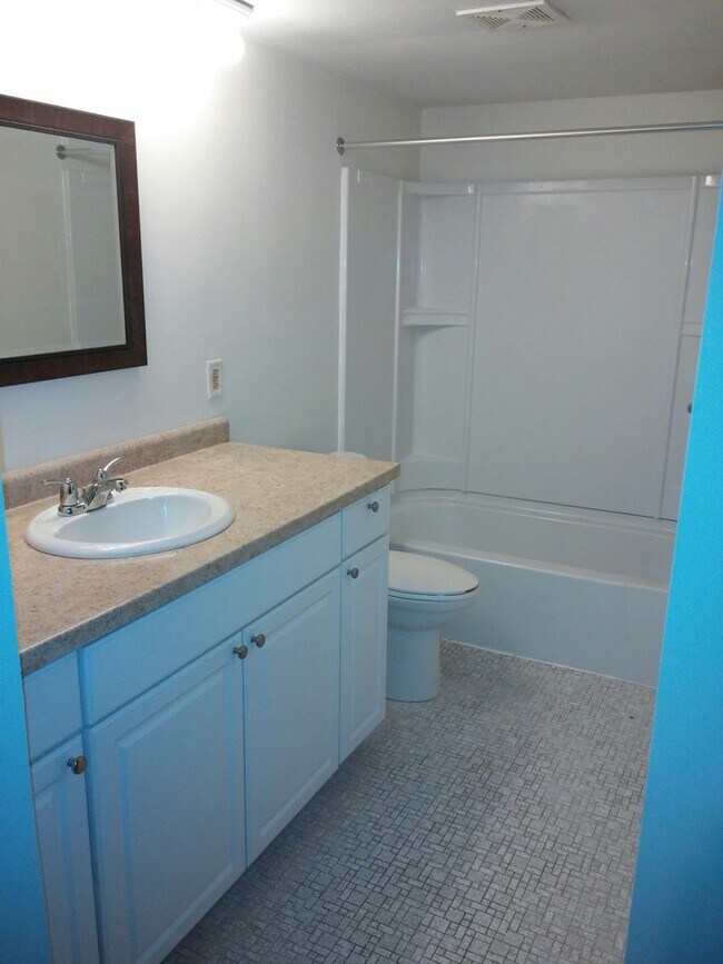 Duplex 82xx Zane Court - Duplex 82xx Zane Court Apartamento Unidad 8221