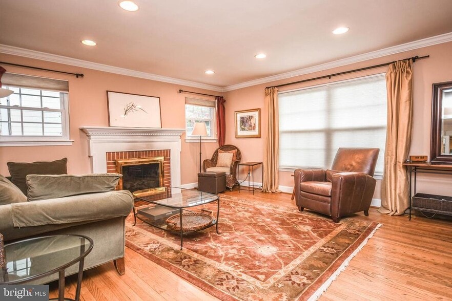 8804 Walnut Hill Rd