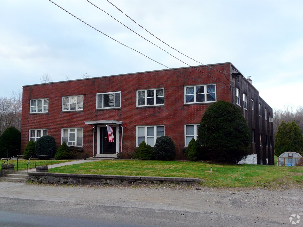 Photo - 228 Old Grassy Hill Rd