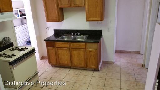 Building Photo - 3305 San Dimas St