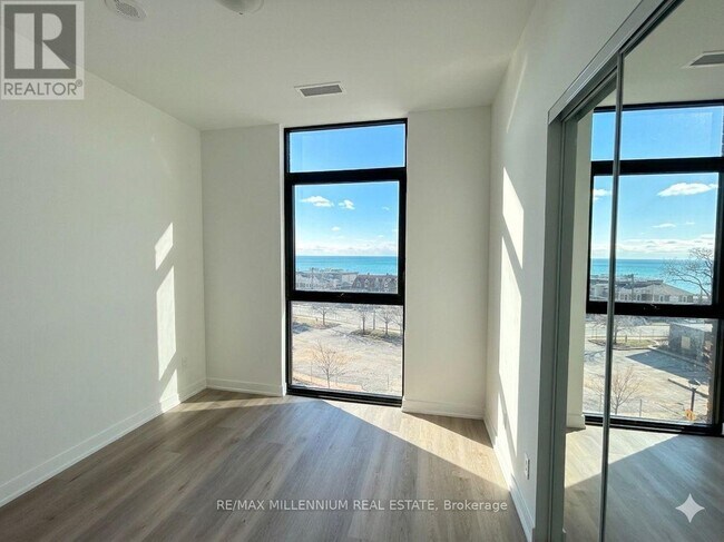 Photo - 2075 Lakeshore Rd. Unit 415