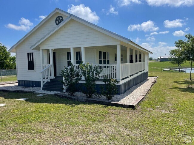 Building Photo - 9711 Thaxton Rd Rental