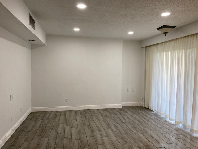 Main Roon - 830 Pinewood Ct Unit 830