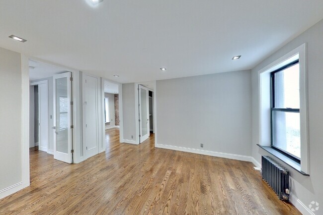 Building Photo - 334 E 100th St Rental