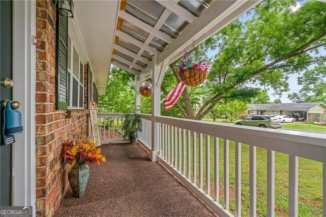 Photo - 39 Jim Ln SE