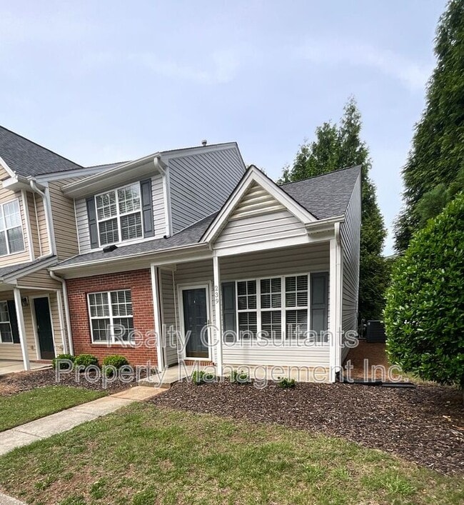 Photo - 239 Bridford Downs Townhome