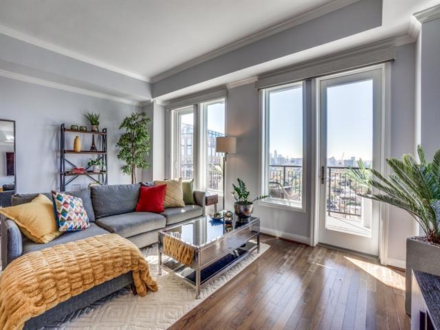 Photo - 4611 Travis St Unidad 1406A Rental