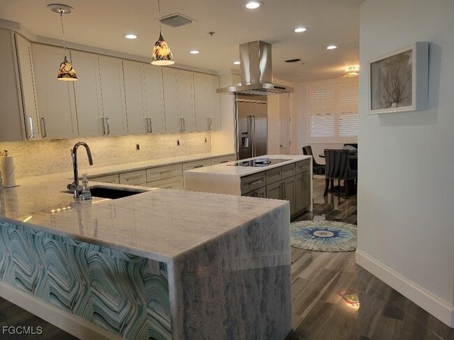 Building Photo - 11620 Court of Palms Unit 403