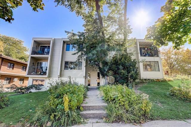 Photo - 4921 Ascot Ln Unidad #5