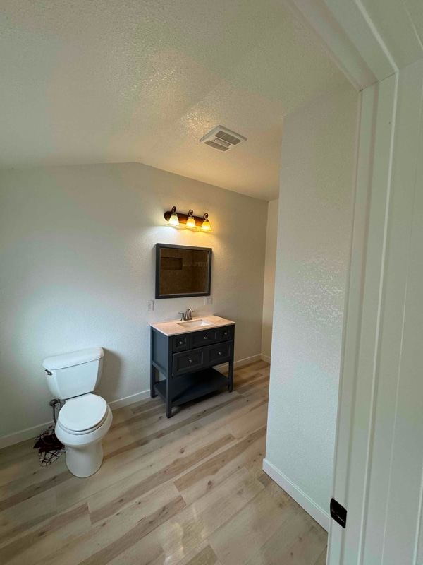 Photo - 805 N 2nd St