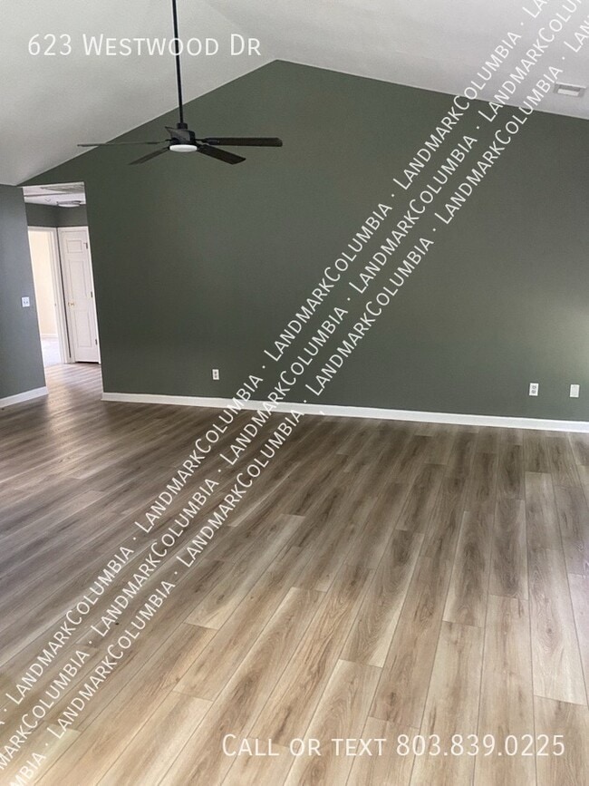 Photo - 623 Westwood Dr