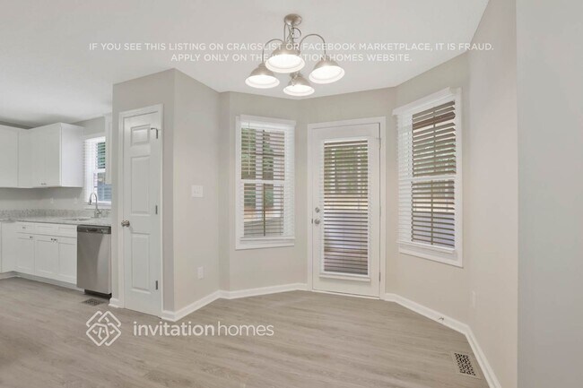 124 Ardmore Pl