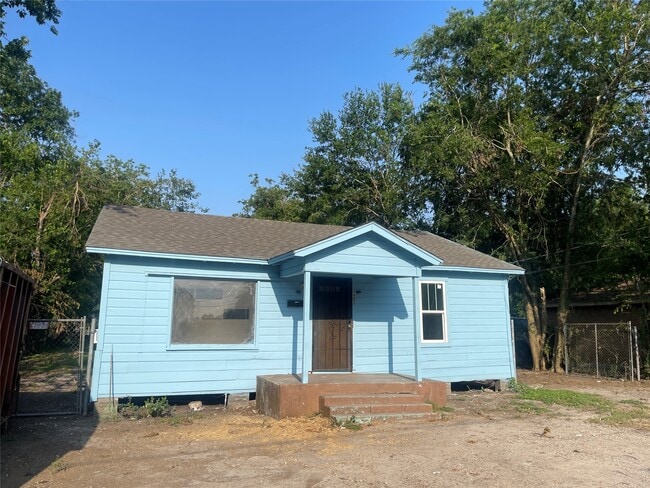 Photo - 4602 Leffingwell St