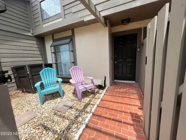 Photo - 108 Cranes Lake Dr