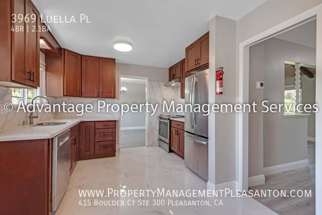 Photo - 3969 Luella Pl