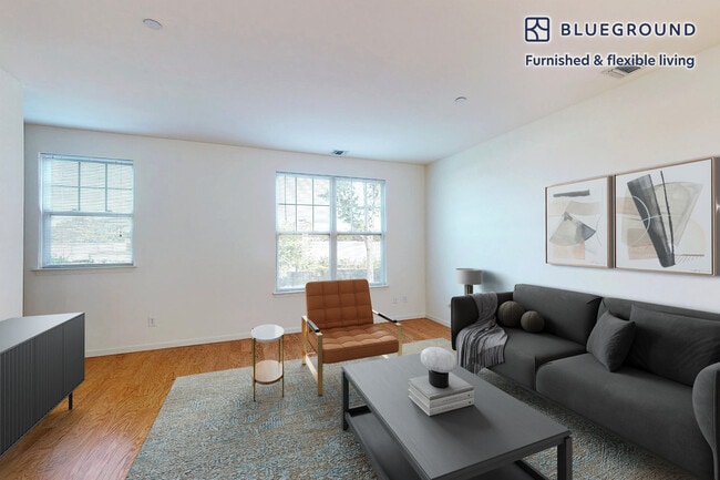 Building Photo - 998 Stewart Ave Unit FL1-ID2102A