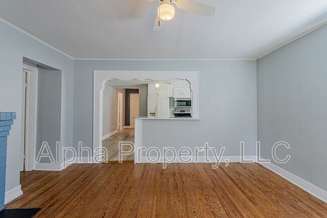 407 Cedar Lane Rd