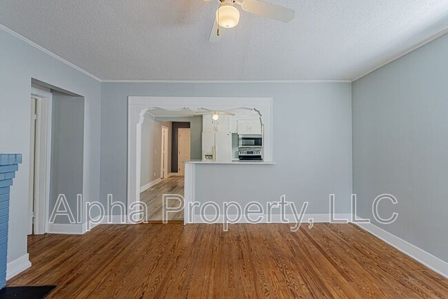 Photo - 407 Cedar Lane Rd