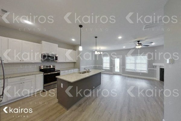 Photo - 3717 Oak Leaf Wy