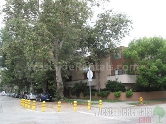 Photo - 755 N Sweetzer Ave