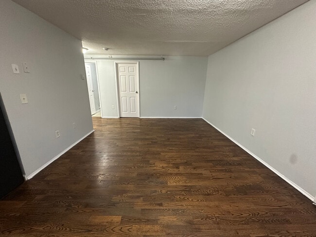 Photo - 32 Old Foxon Rd Unidad 49