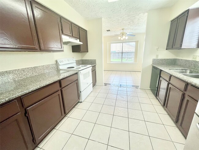 503 Penwood Ct