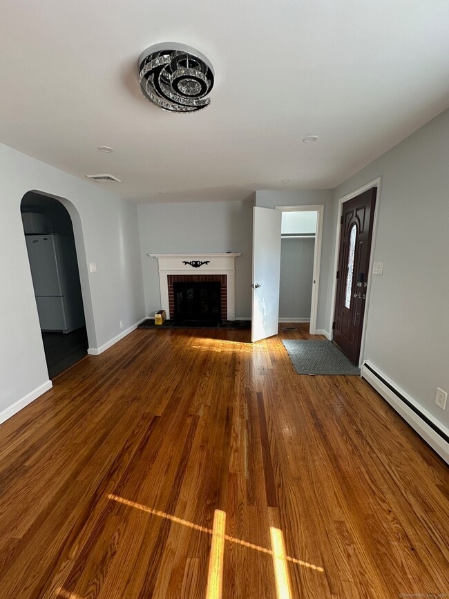 Photo - 169 Courtland Ave