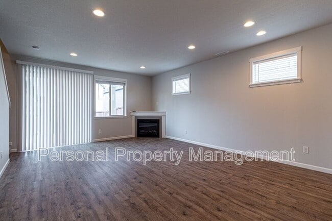 Photo - 5716 NE 58th Way