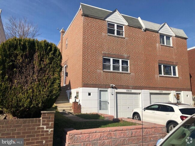 Building Photo - 10672 Halstead St Rental