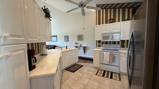 Photo - Beautifully Furnished condo located at Tar...