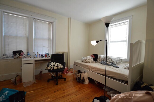 Photo - 62 Egmont St Unit 2