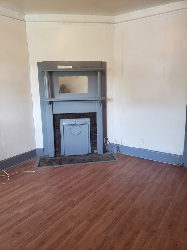 Living Room - 8 Mastick St Unit B