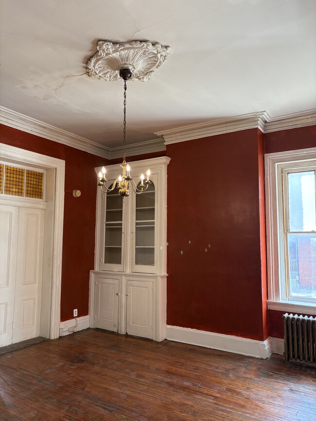 Photo - 1327 W Fayette St