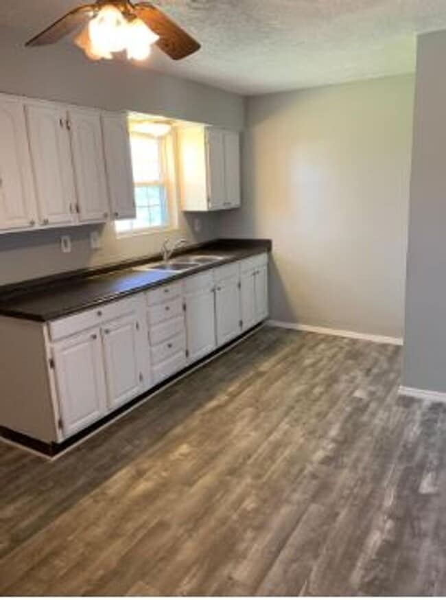 Photo - 1578 Van Buren Dr