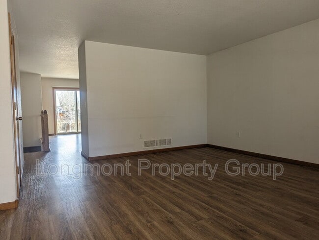 Photo - 388 Cardinal Ave