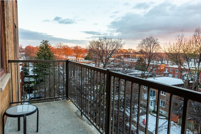 Photo - 6920-6940 Fielding Avenue