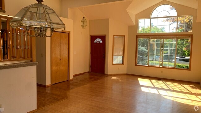 Building Photo - 4122 NW 178th Pl Rental