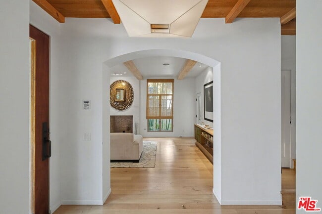 Photo - 420 Alta Ave