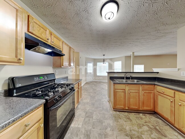 Photo - 233 Biltmore Way