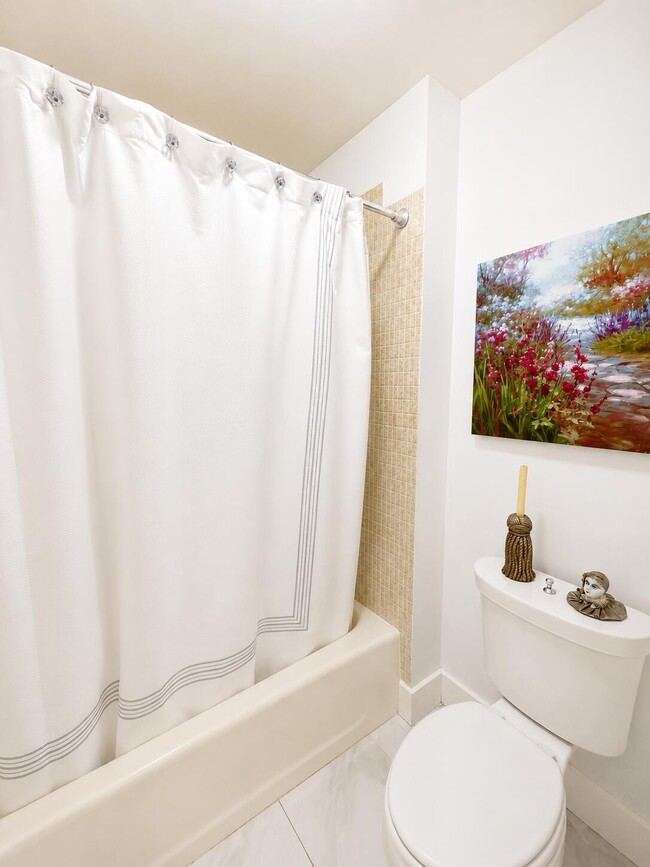 Photo - 5570 Tamberlane Cir Unit 329